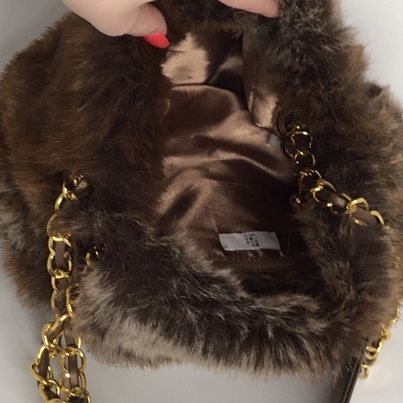 Fur shoulder purse - Picture 3 of 3
